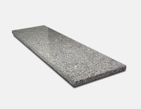 Parapet z kamienia polerowany, granit strzegomski (1).jpg