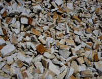 Płytki granitowe łupane.png