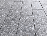 Kosztka granitowa cięta Kośmin (2).png