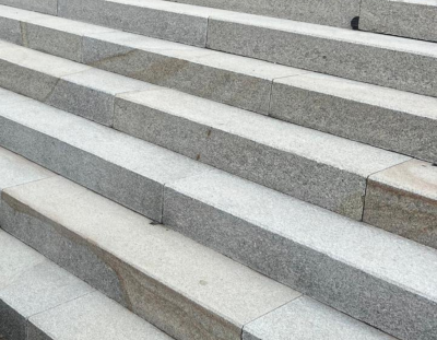 Strzelin szaro-rudy stopnie (2).png