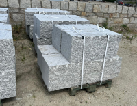 Kamień murowy cięto-łupany Strzegom (1).png