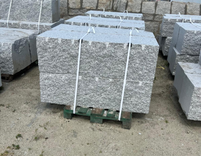 Kamień murowy cięto-łupany Strzegom (2).png