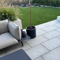 Taras z płytek kamiennych Terrasse aus Steinfliesen  (3).webp