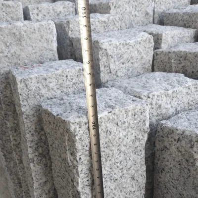 palisada granitowa łupana Granitpalisade mit gespaltener Oberfläche.webp