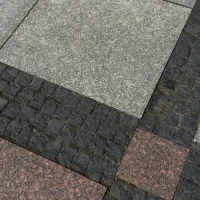 Kostka granitowa łupana czarna Geschlagener schwarzer Granitpflasterstein (2).webp