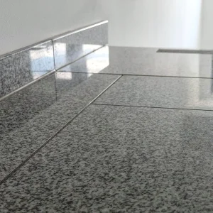 Cokoły granitowe polerowane szare G703 New Bianco Cristal (60x10x1)