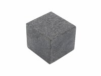 Kostka granitowa cięta płomieniowana czarny SZWED.jpg